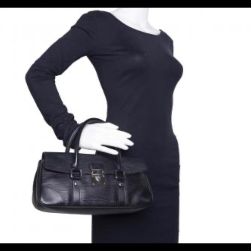Black leather Louis Vuitton shoulder bag  silver